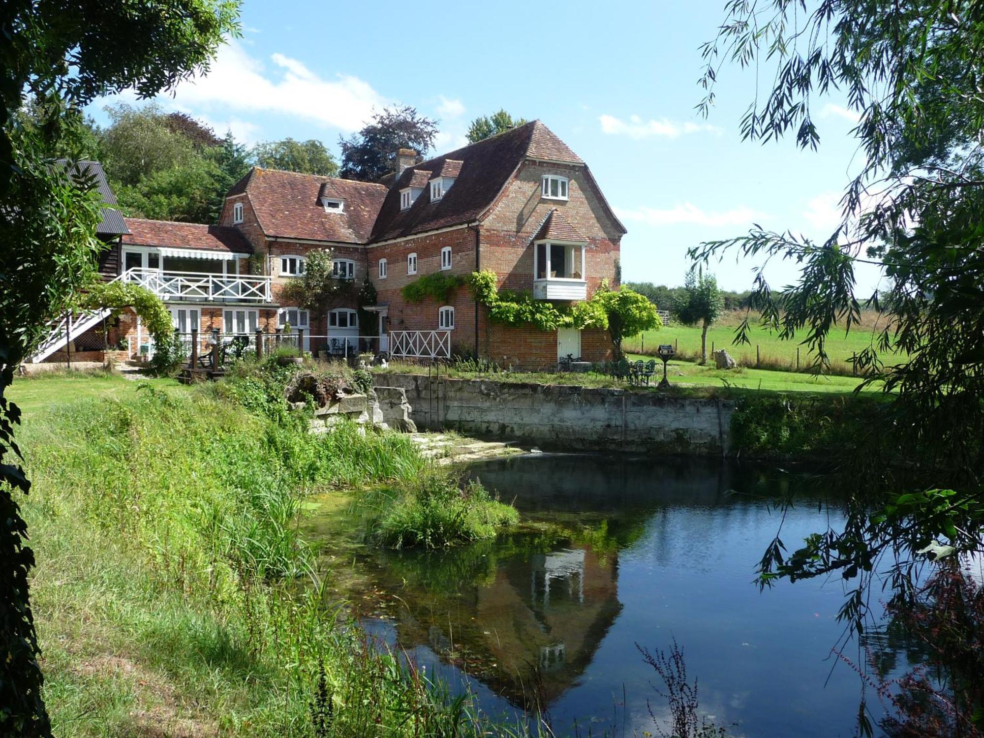 דירות Salisbury Old Mill House מראה חיצוני תמונה